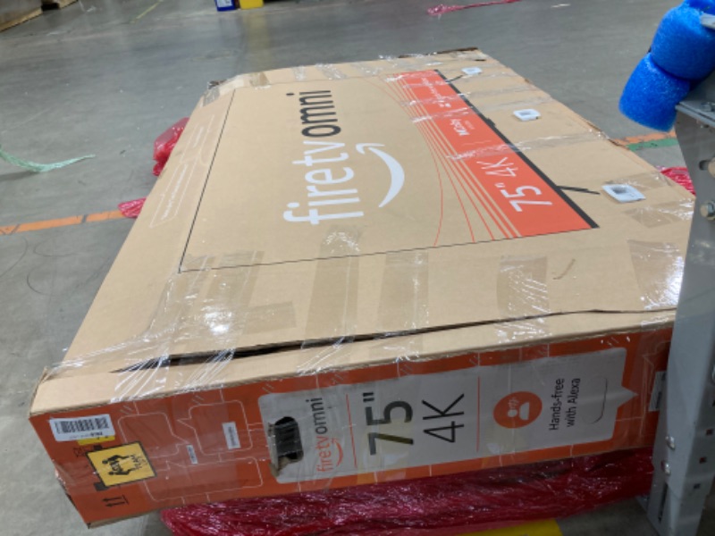 Photo 5 of ***(WON'T CONNECT TO INTERNET)***
Amazon Fire TV 75" Omni Series 4K UHD smart TV with Dolby Vision, hands-free with Alexa