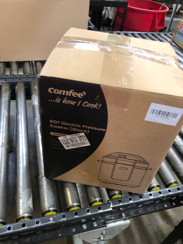 Photo 4 of COMFEE 9-in-1 Electric Pressure Cooker 14 Presets Instant Multi Cooker Olla De Presion Non-Stick Pot Yogurt Maker Rice Cooker Slow Cooker Saute Steamer 6 Quarts Black