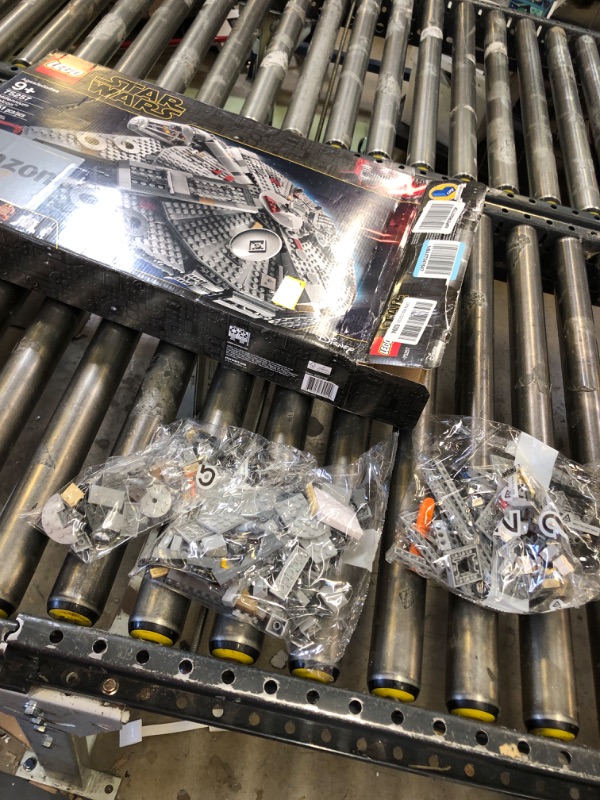 Photo 2 of LEGO Star Wars Millennium Falcon 75257 Starship Construction Set, with Finn, Chewbacca, Lando Calrissian, Boolio, C-3PO, R2-D2 and D-O, The Rise of Skywalker Collection Standard Packaging