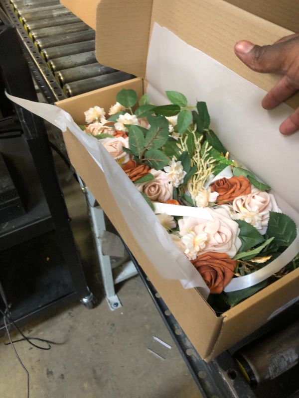 Photo 1 of artificial flower bouquet