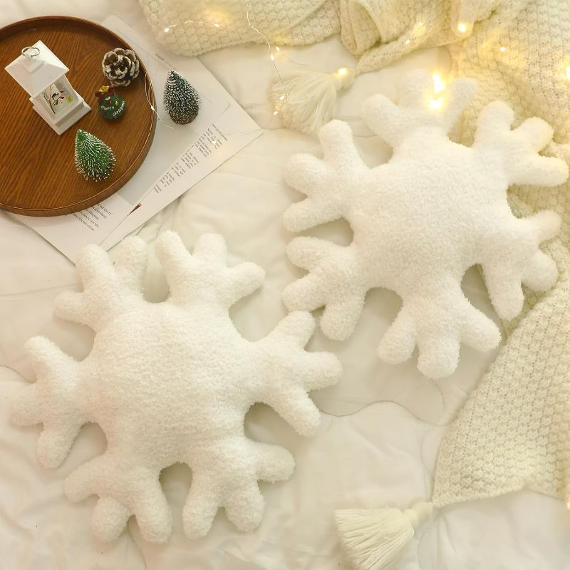 Photo 1 of Winter Snowflake Throw Pillows Snowflake Pillow White Decorative Pillow Plush Cute Pillow for Christmas Couch Sofa Bed Decoration(15.75 Inch, 2 Pcs)