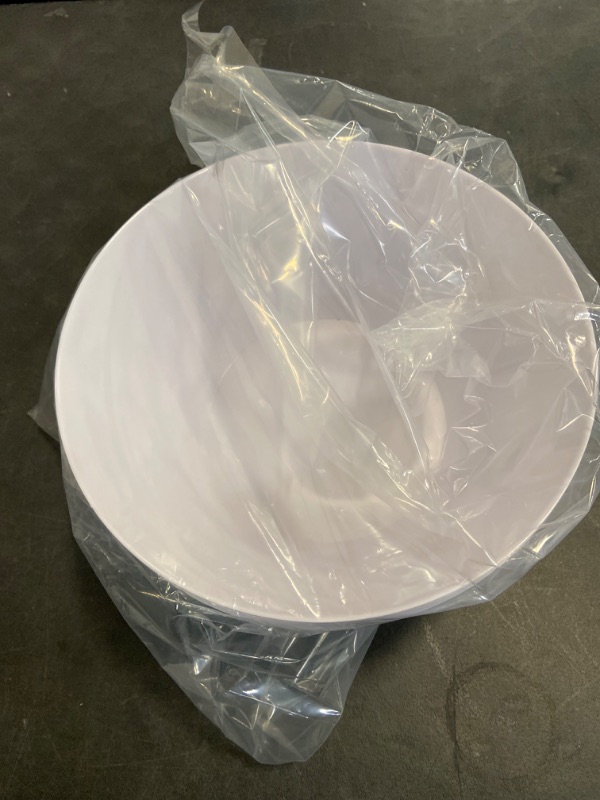 Photo 2 of 6 Piece Count - White Plastic Serving Bowl
10qt Plastic Bowl