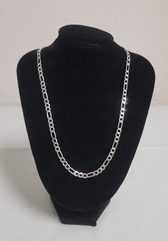Photo 1 of Silver Plated Linked Chain - 9"