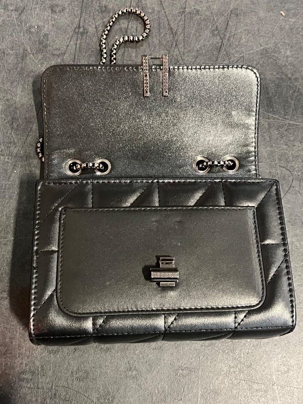 Photo 1 of Black Muscle Stripe Snapping Women's Shoulder Bag Fashion Fashion Women's Shoulder Wallet Card Bag