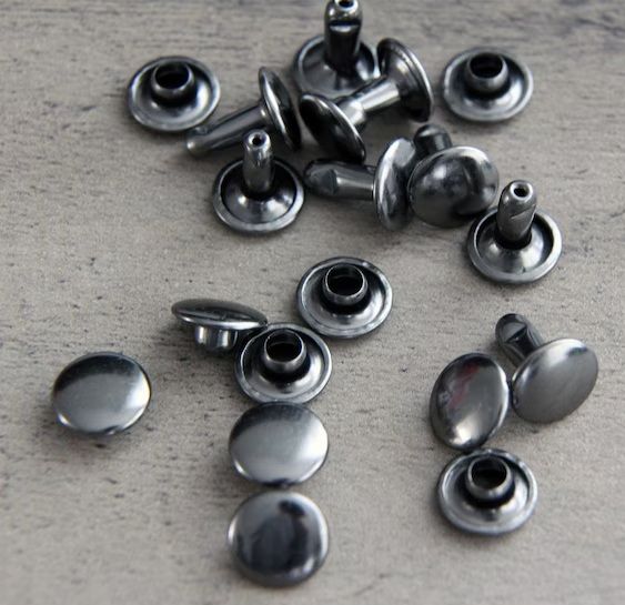 Photo 1 of 65pk Rivet Short Ant Nickle  