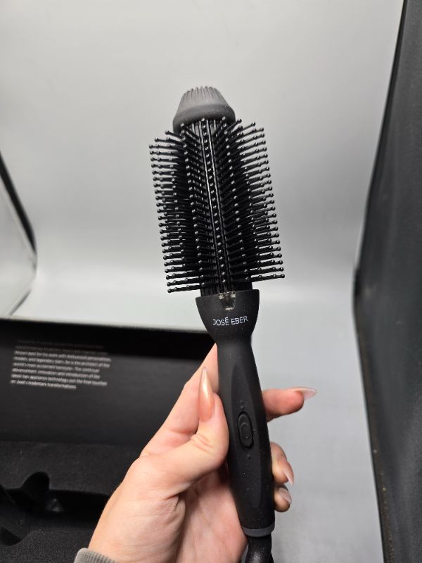 Photo 1 of 4 In 1 Volumizing Brush Dual Heat Tangle Free Anti Frizz And Static 2 Temperature Settings 320 Degree And 350 Degrees New 