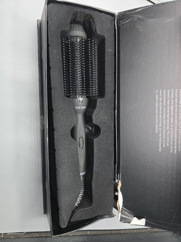 Photo 1 of 4 In 1 Volumizing Brush Dual Heat Tangle Free Anti Frizz And Static 2 Temperature Settings 320 Degree And 350 Degrees New 