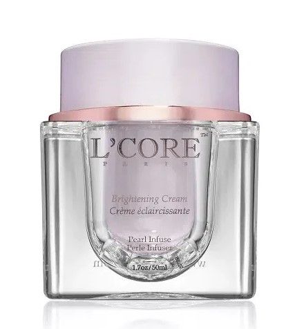 Photo 1 of Brightening Cream Rich in Antioxidants Vitamins and Minerals Coconut Oil Hyaluronic Acid Vitamin C Brighten and Even Out Skin Tone New 