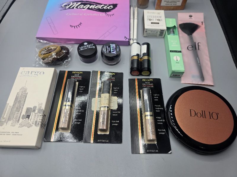 Photo 1 of 18pc Miscellaneous Brand Name Cosmetics New 