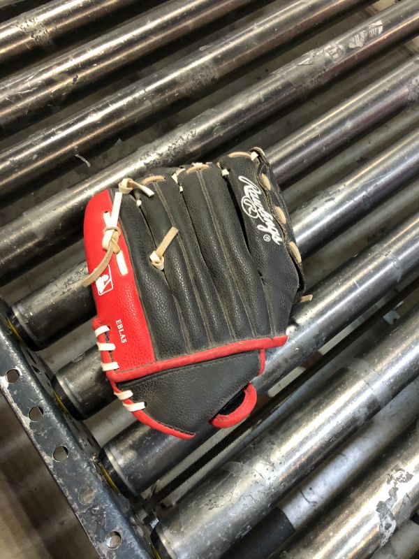 Photo 1 of RSB INFIELD/OUTFIELD GLOVE
