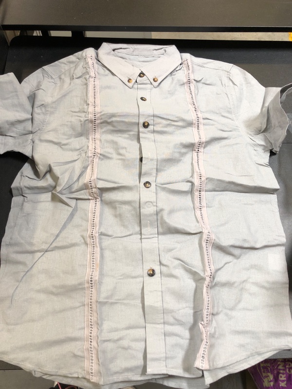 Photo 1 of Men's Button Down Shirt Small 