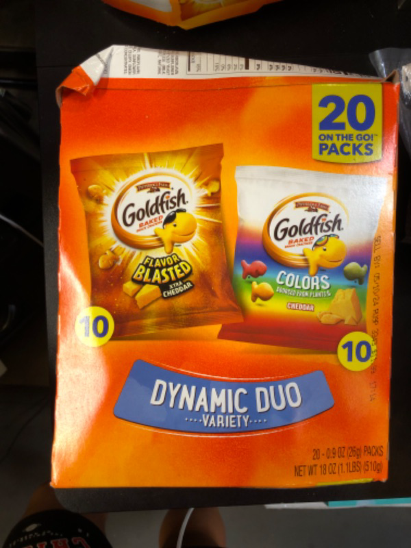 Photo 2 of DAMAGED BOX // Goldfish Dynamic Duo Variety Pack, Colors Cheddar & Flavor Blasted Xtra Cheddar, Snack Packs, 20 Ct