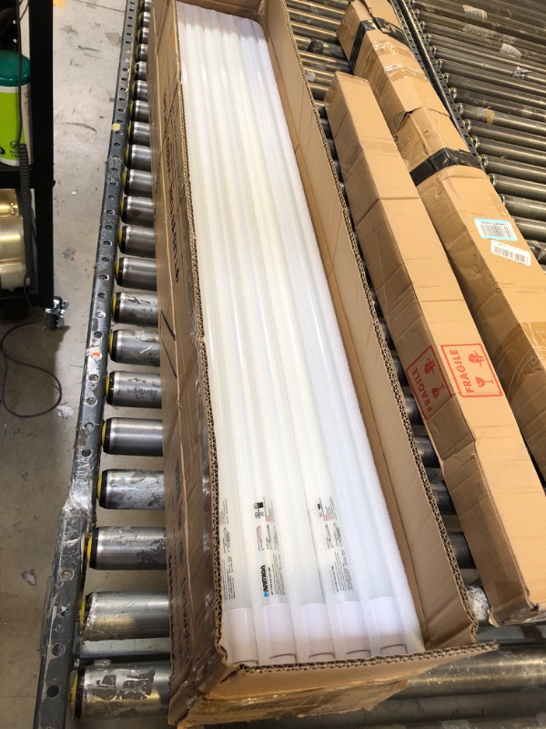 Photo 2 of PARMIDA 20-Pack 4FT LED T8 Hybrid Type A+B Light Tube, 18W, Plug & Play or Ballast Bypass, Single-Ended OR Double-Ended Connection, 2200lm, Frosted Cover, T8 T10 T12, UL - 4000K
