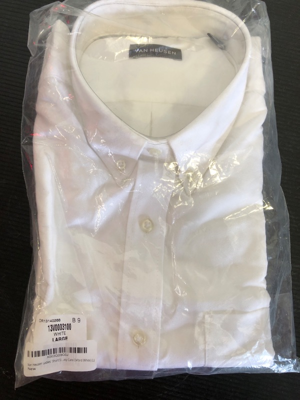 Photo 1 of Size 12/14---Van Heusen Womens Short Sleeve Large 