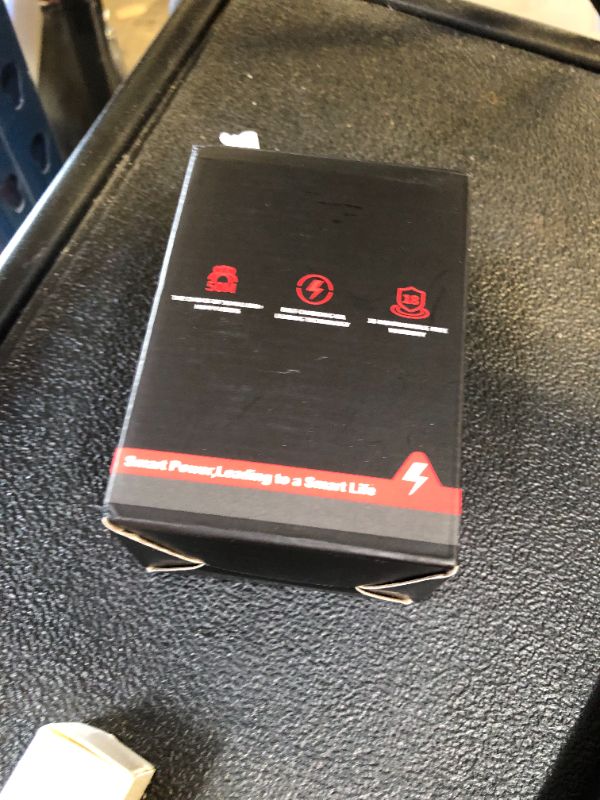 Photo 1 of 24W 12V 2A AC Adapter for Microsoft Surface RT Surface Pro 1 and Surface 2 1512 1513 1516 1572 Charger