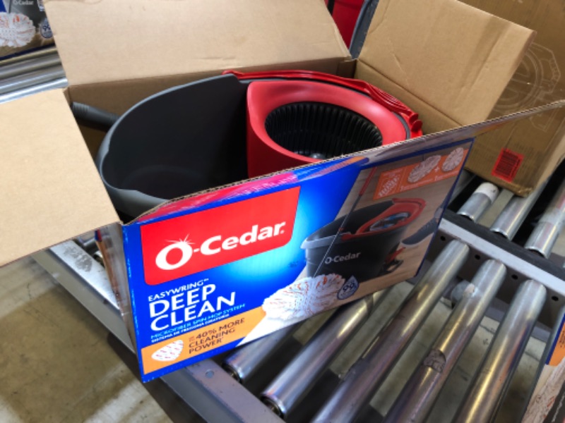 Photo 2 of O-Cedar EasyWring Spin Mop & Bucket System ORIGNAL 
