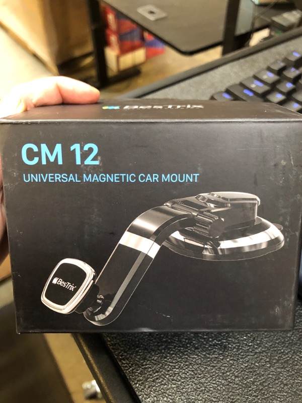Photo 1 of UNIVERSAL MAGNETIC CAR MOUNT