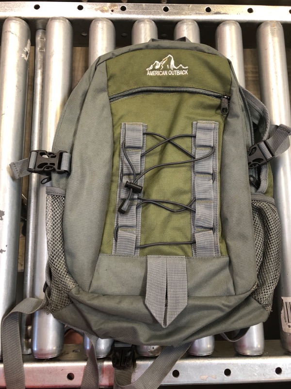 Photo 2 of AMERICAN OUTBACK BACKPACK HYDRATION PACK 