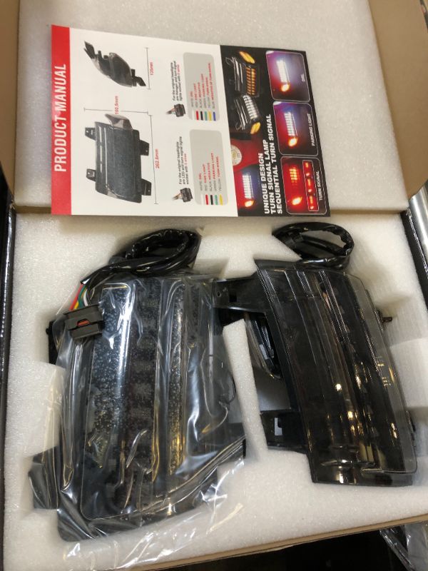 Photo 2 of M MIBAHE LED JL Fender Lights with LED Side Marker Lights Replace for Jeep Wrangler JL 2018-2022 Sahara, Rubicon, High Altitude Models with STOCK HALOGEN Turn Signal 6 wires for stock headlights are halogen