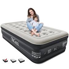 Photo 1 of Queen Air Mattress with Built in Pump, Blow Up Colchones Inflables Mattress for Guests, Foldable Portable Air Mattresses with Carrying Bag, 18" Raised Elevated Air Bed for Camping,Black Airbed
