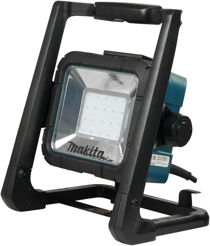 Photo 1 of Makita DML805 18V LXT Lithium-Ion Cordless/Corded 20 L.E.D. Flood Light, Only
