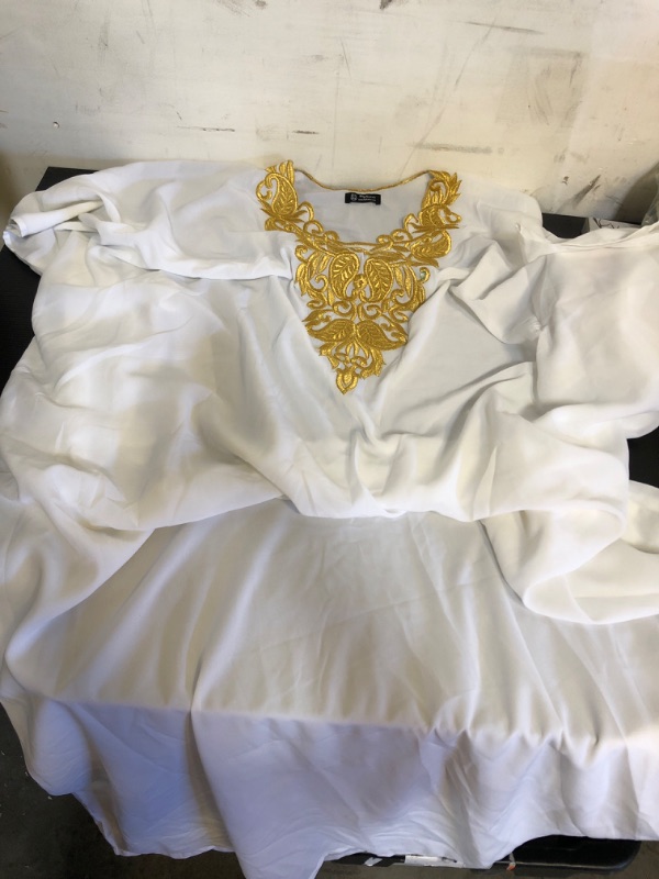 Photo 1 of White  Long Tunic ****Unknow Size 