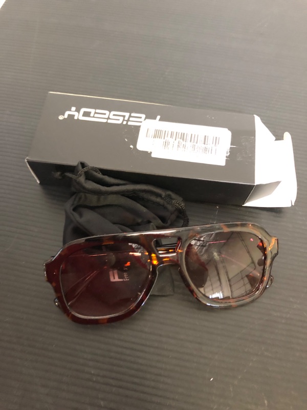 Photo 2 of FEISEDY Vintage Pilot Sunglasses Double Bridge Women Men Large Square Thick Frame Trendy Eyewear UV400 B2846