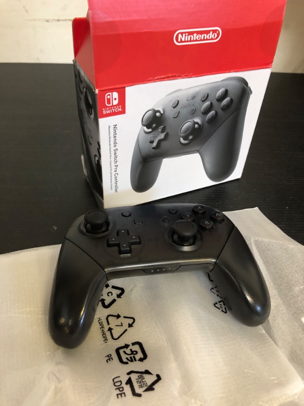 Photo 2 of Nintendo USB Switch Pro Controller Black Single