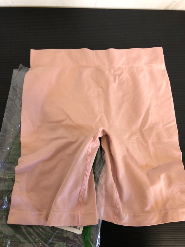 Photo 1 of Size L---Seamless  Light Control Shorty Shapewear