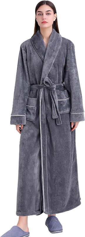 Photo 1 of Plush Robes For Women, Soft Warm Flannel Bathrobe for Women Loungewear Dress Sleepwear Pockets Housecoat Nightgown 5X-Large 
