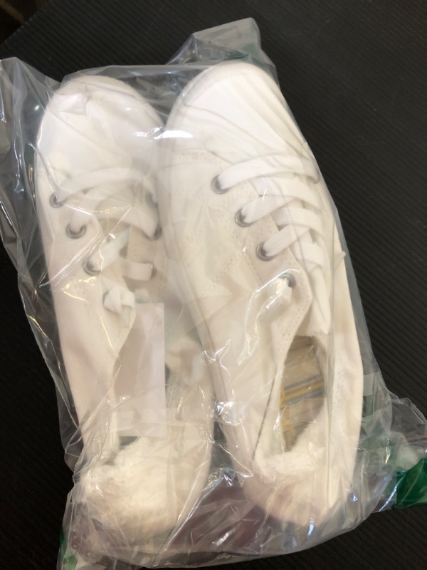 Photo 1 of Size 7---White Canvas Sneakers
