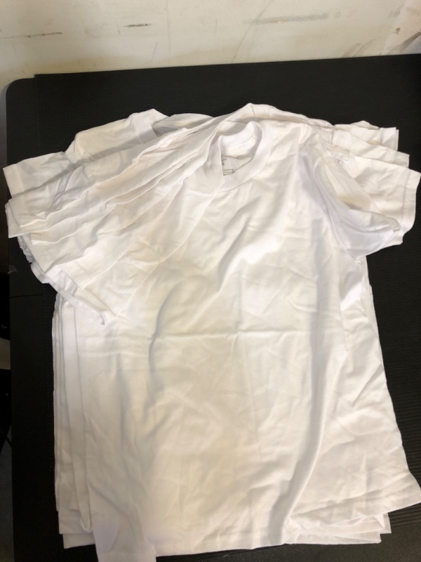 Photo 1 of Boy's  Size S---7Pcs Fruit of the Loom Boy's White T-Shirts