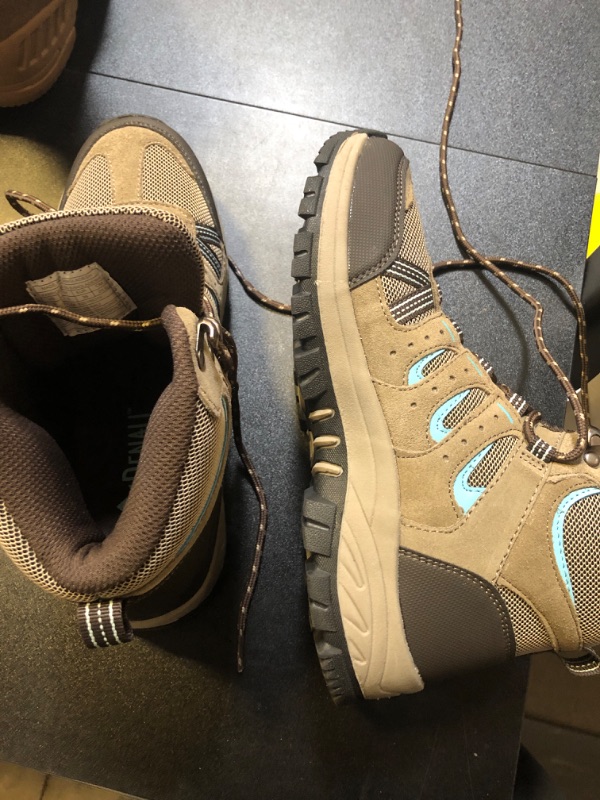 Photo 1 of DENALI WORN BUT LIKE NEW  US 8 BLUE HIKING SHOES 