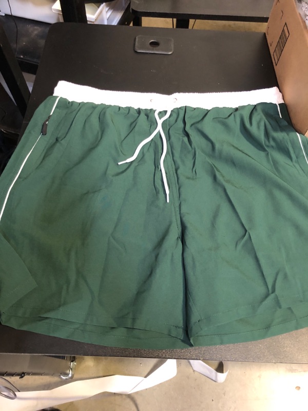 Photo 1 of MENS SWIM SHORTS
SIZE XL 