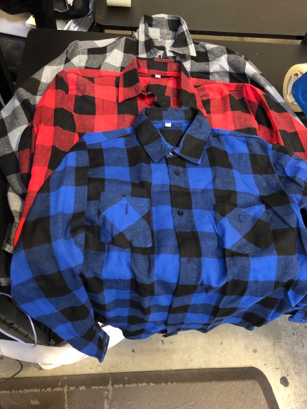 Photo 1 of MENS FLANNELS 3PCS
SIZE MEDIUM