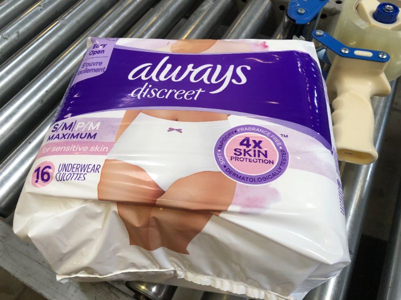 Photo 2 of Always Discreet for Sensitive Skin Maximum Plus Underwear White 16 Count (Pack of 1)