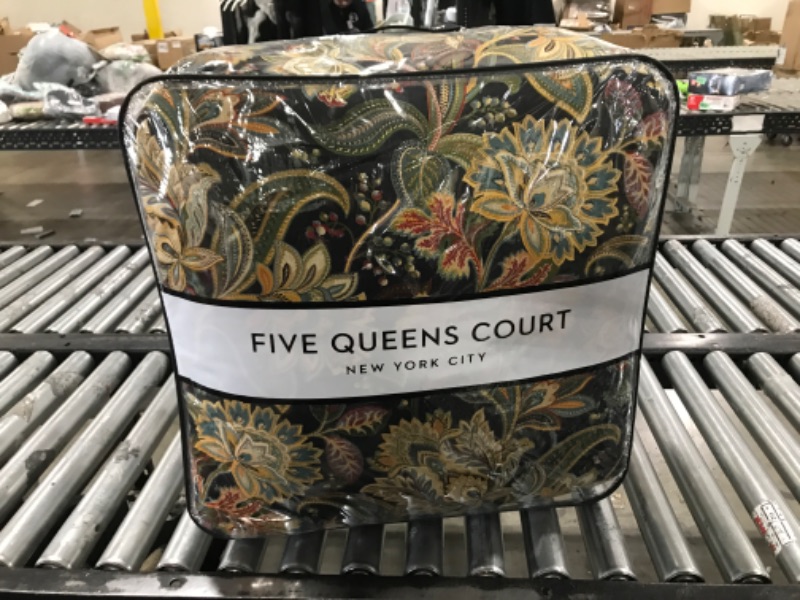 Photo 2 of Five Queens Court Stefania 4-pc. Floral Extra Weight Comforter Set