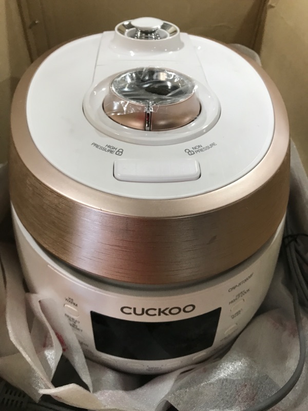 Photo 2 of Cuckoo CRP-RT0609FW 6 cup Twin Pressure Plate Rice Cooker & Warmer with High Heat, GABA, Mixed, Scorched, Turbo, Porridge, Baby Food, Steam (Hi/NonPress.) and more, Made in Korea (White)