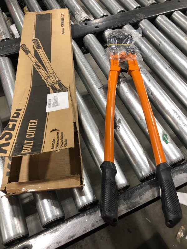 Photo 2 of 141580 Heavy-Duty Medium Size Bolt Cutter 18" for Cutting Fence, Steel Wire, Chain, Screws, Rivet, and Medium Padlock, with Soft Grip Rubber Ergonomic Handle Cutters
