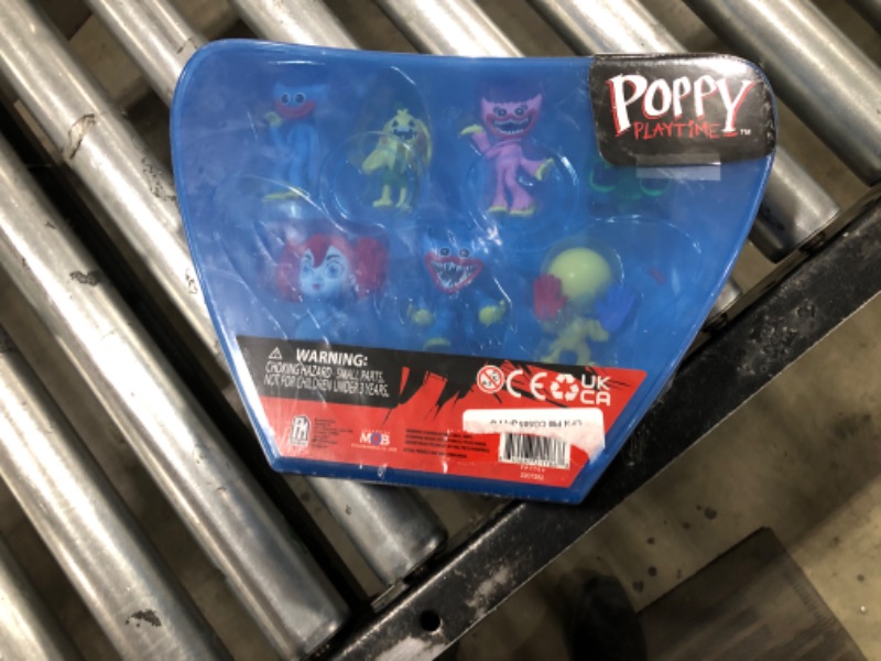 Photo 1 of Poppy Playtime - Minifigure Collector Case Set Featuring Huggy Wuggy (10 Figures with Exclusives, Series 1), Multi_color, (FP7700)