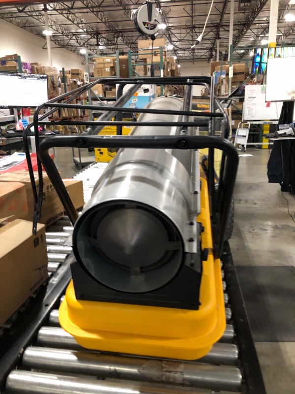 Photo 1 of 190,000 BTU Heavy Duty Forced Air Kerosene Heater