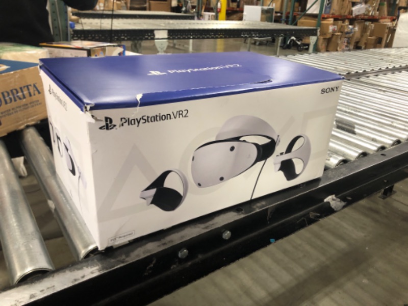Photo 2 of PlayStation VR2 (PSVR2)

