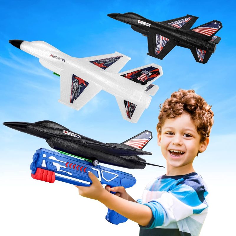 Photo 2 of 2 Pack Airplane Launcher Toy, 13.3" Jet F-16 Fighting Falcon, Catapult Plane Game Boy Toys for Kids Outdoor Flying Toys Birthday Gifts for 4 5 6 7 8 9 10 12 Year Old Boys Girls Black+white