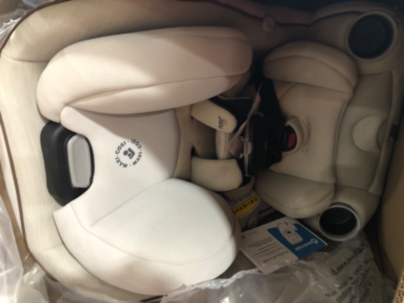 Photo 2 of Pria Max All in One Convertible Car Seat