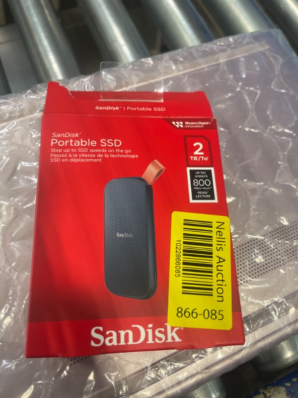 Photo 3 of ***USED**SanDisk 2TB Portable SSD - Up to 800MB/s, USB-C, USB 3.2 Gen 2, Updated Firmware - External Solid State Drive - SDSSDE30-2T00-G26