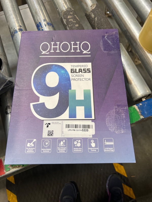 Photo 1 of [2+2 Pack] QHOHQ Tempered Glass Screen Protector for iPad Pro 12.9 2020 4th ? 2021 5th with Camera Lens Protector