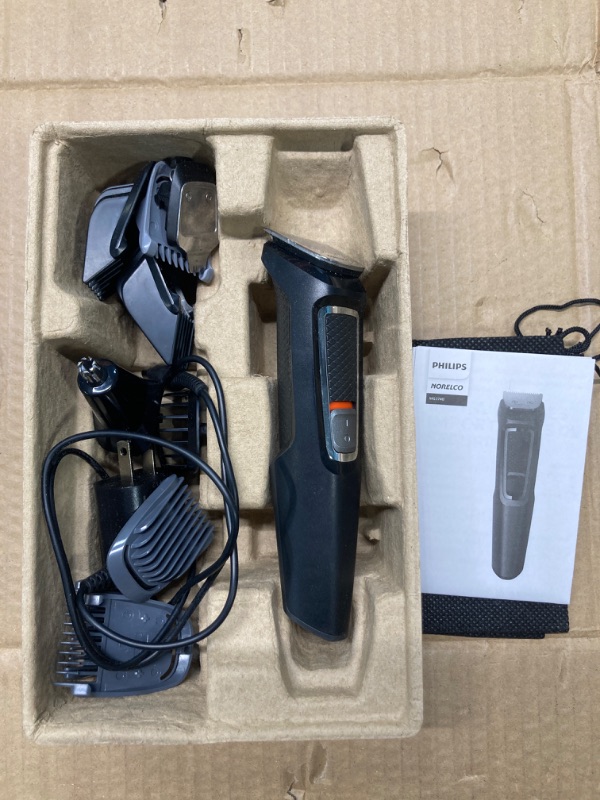 Photo 2 of *** VERY USED*** Norelco Philips Multi Groomer All-in-One Trimmer Series 3000-13 Piece Mens Grooming Kit for Beard