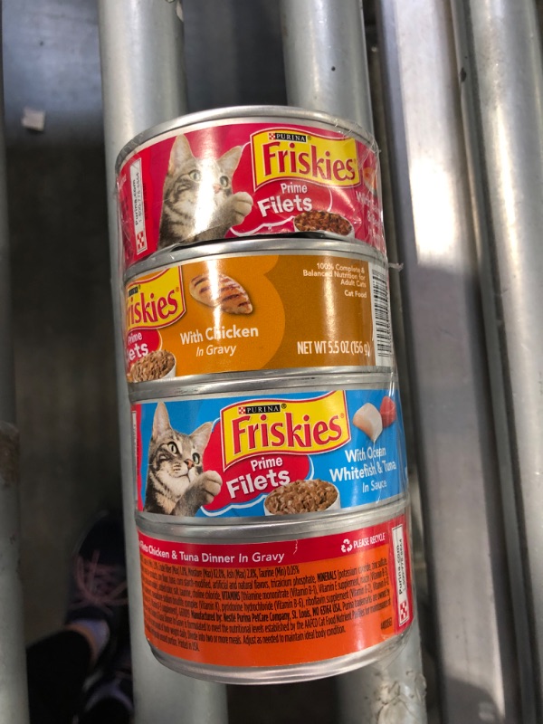 Photo 2 of 4 pack of Friskies Prime Filets Ocean Whitefish & Tuna In Sauce Wet Cat Food, 5.5 Oz