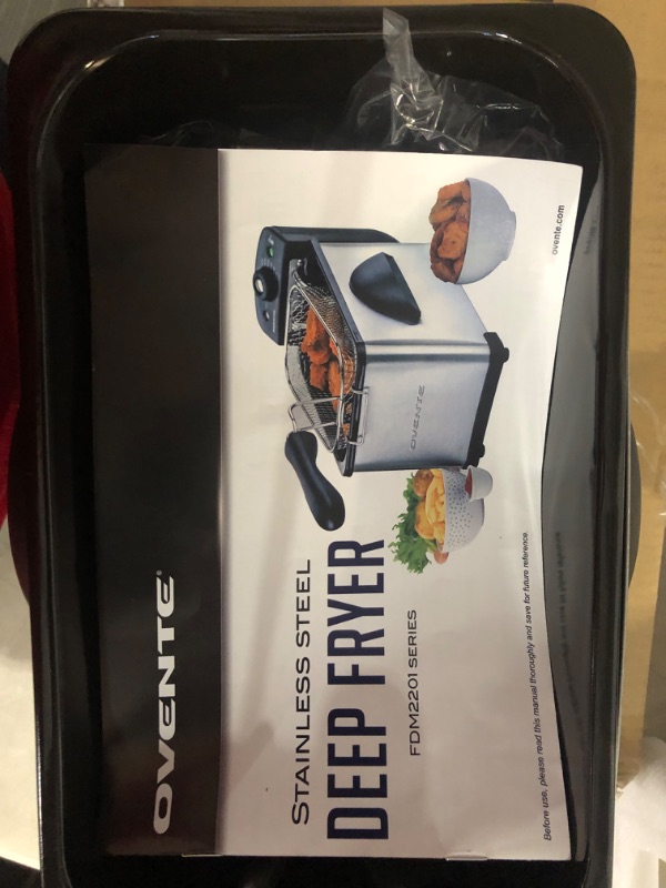 Photo 3 of ***MISSING HANDLE FOR FRYER BASKET***
Ovente Electric Deep Fryer 2 Liter Capacity, 1500W with Lid, Viewing Window, Adjustable Temperature Knob and Stainless Steel Frying Basket Perfect for Fried Chicken, Nuggets & Fries, Silver FDM2201BR Silver