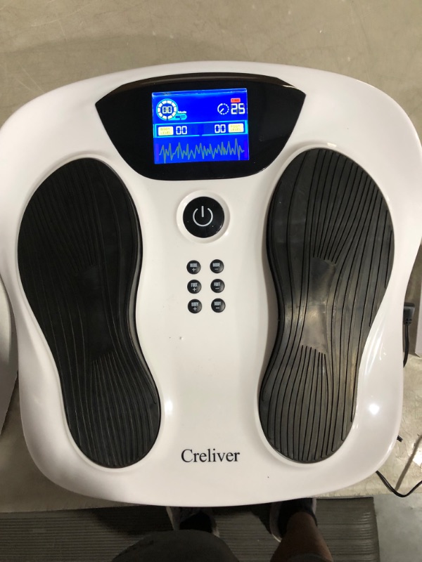 Photo 4 of CRELIVER ELECTRONIC MUSCLE STIMULATOR 